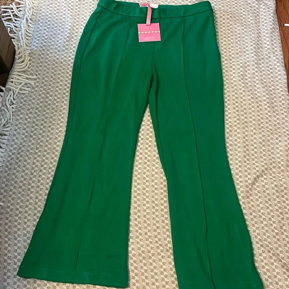 Tuckernuck | Pants & Jumpsuits | Kelly Green Penny Kick Flare  display picture 1